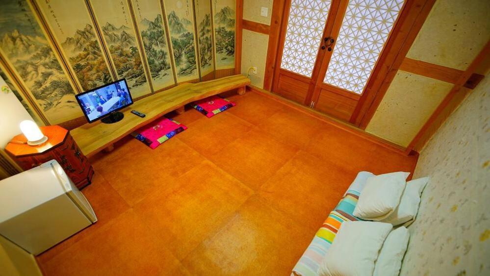 Kumwondang Jeonju Hanokstay Exterior photo